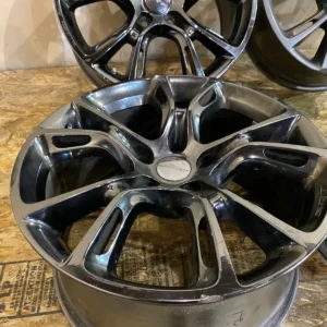 jeep grand cherokee srt wheels